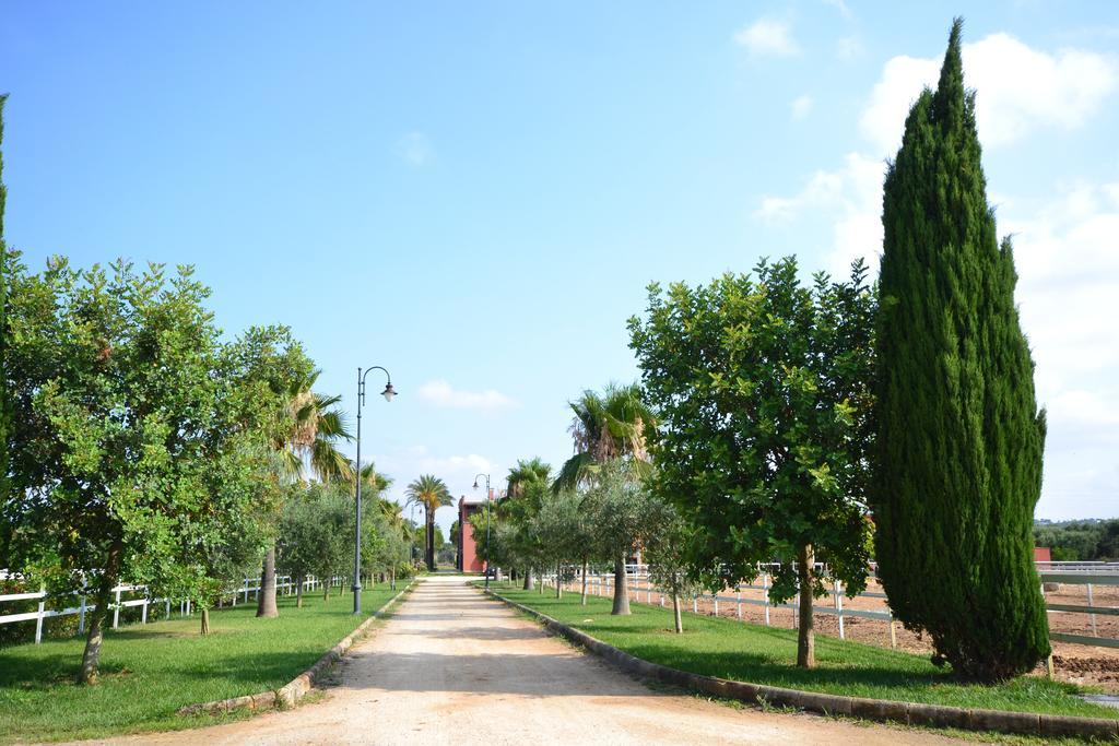 Amaregold Tenuta La Baronessa Resort Tuglie Kültér fotó