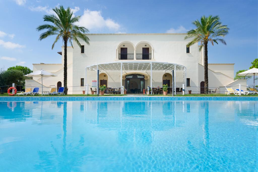 Amaregold Tenuta La Baronessa Resort Tuglie Kültér fotó