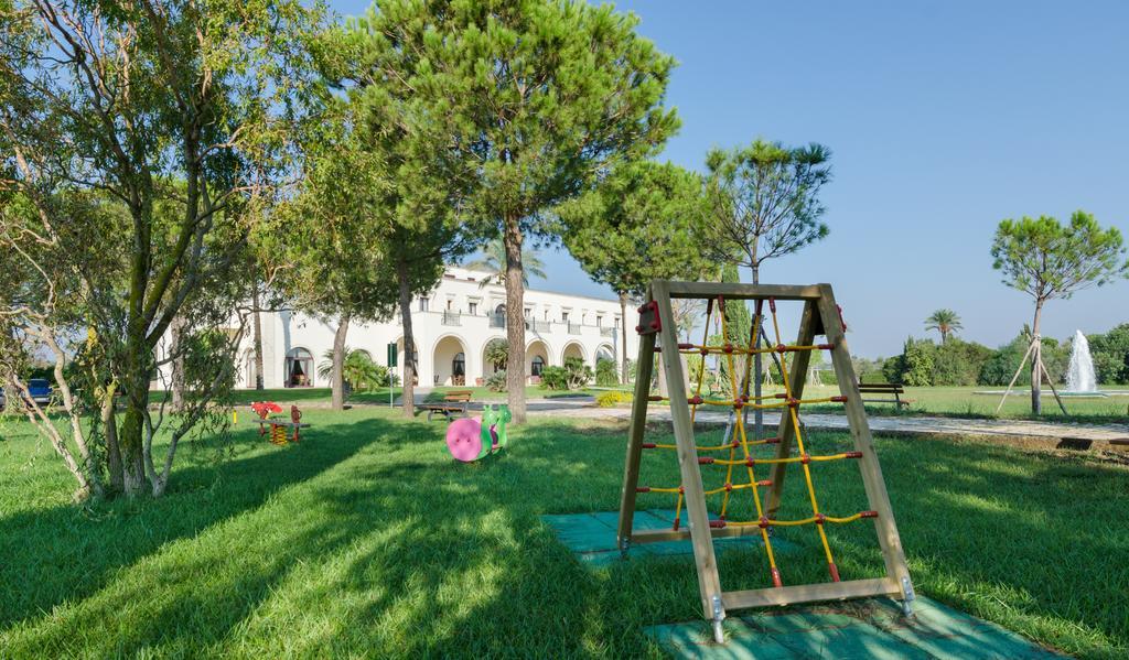 Amaregold Tenuta La Baronessa Resort Tuglie Kültér fotó