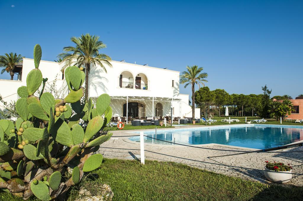 Amaregold Tenuta La Baronessa Resort Tuglie Kültér fotó