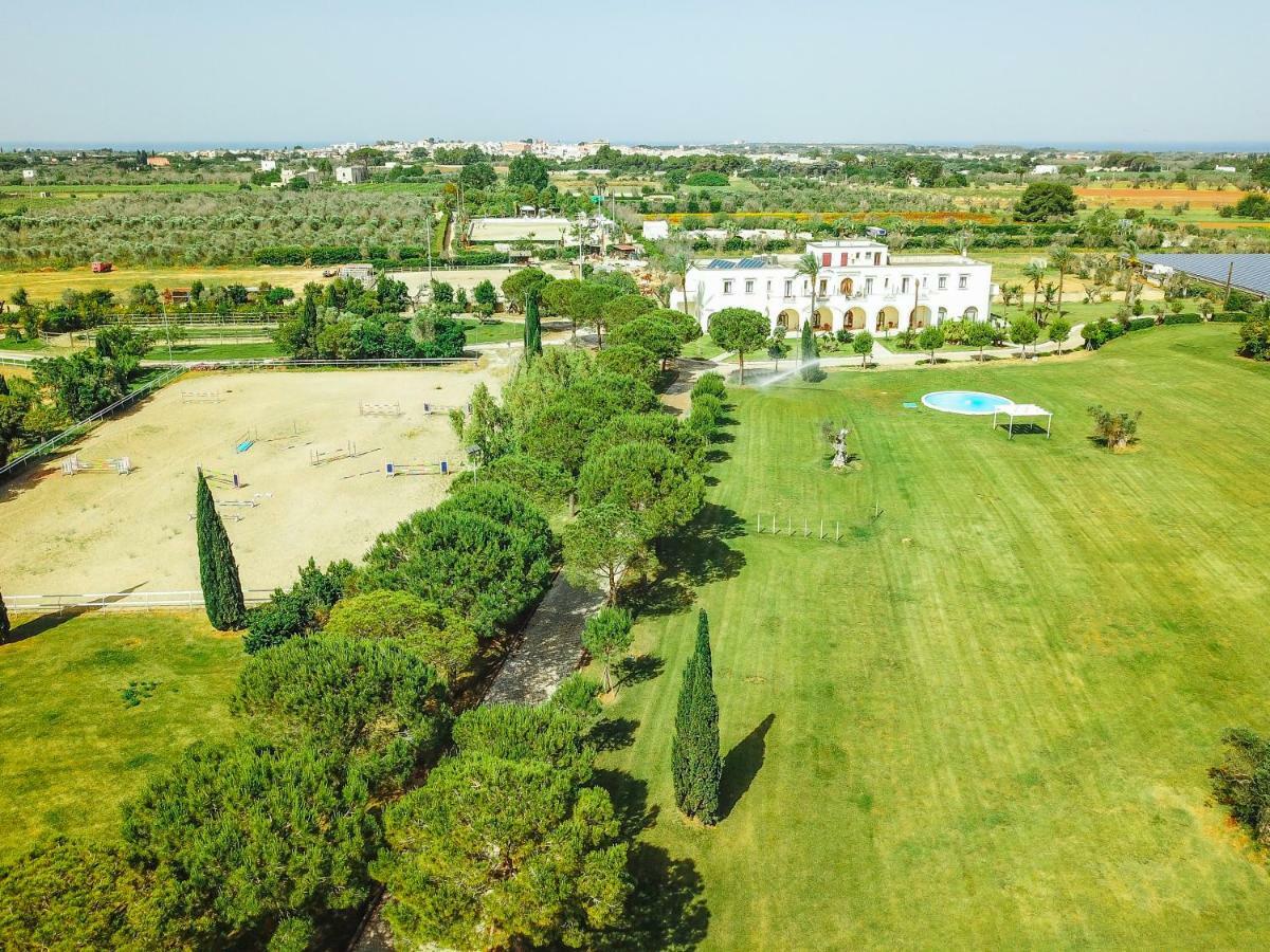 Amaregold Tenuta La Baronessa Resort Tuglie Kültér fotó